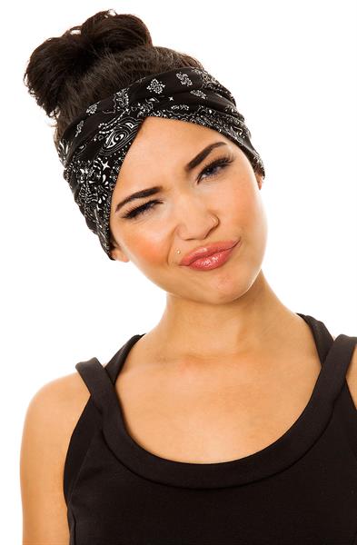 Ladies best sale bandana scarf